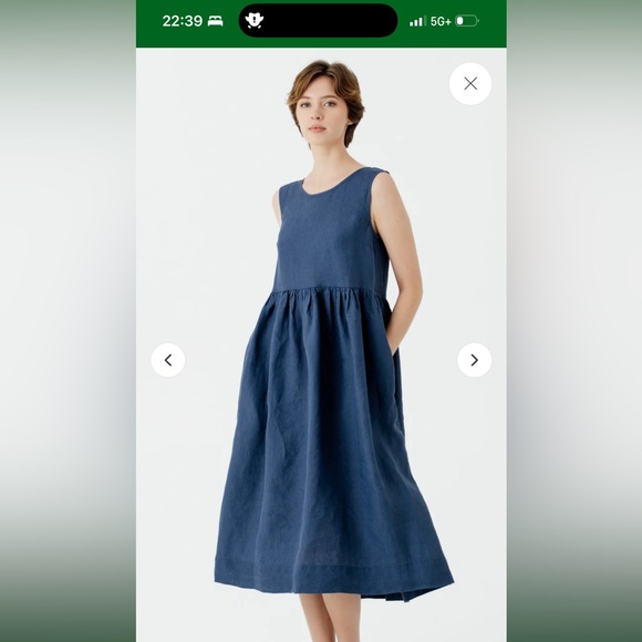 Son de Flor Dresses & Skirts - Son de Flor Black Smock Dress